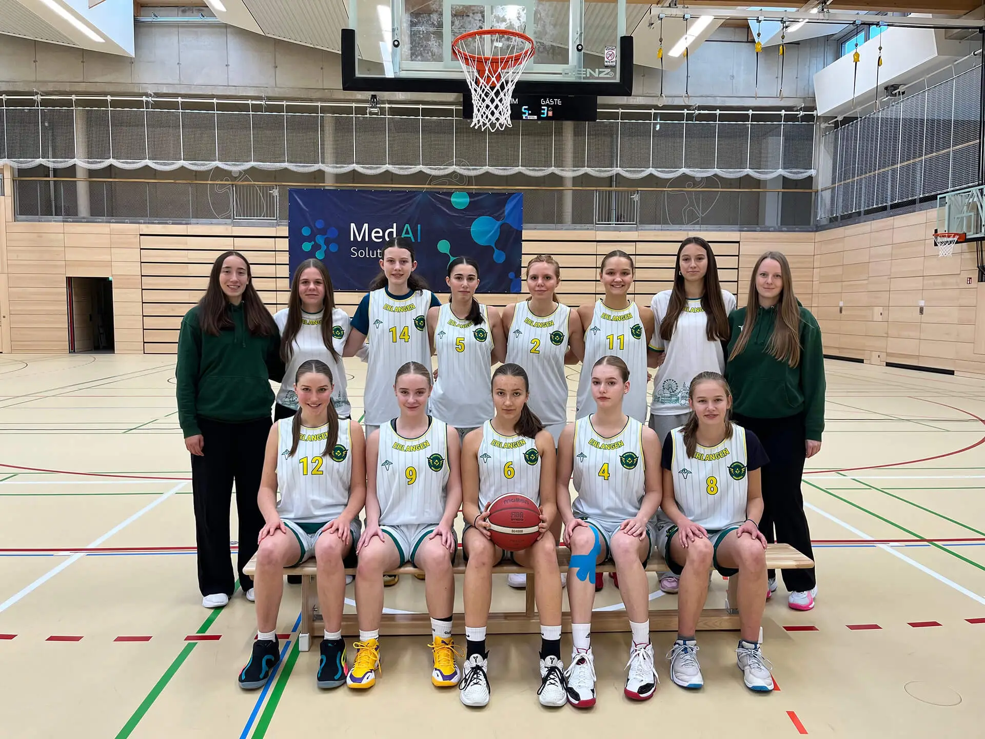 tber-basketball-u18w-team-bild-1